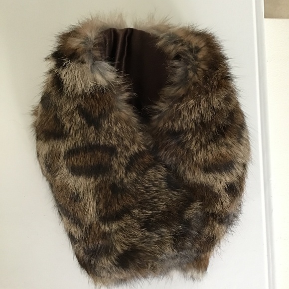 Brown leopard print fur collar in brand new condition with tags - Picture 4 of 5